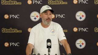 Steelers’ RB1 Battle Takes Intriguing Turn With Brian Angelichio's Latest Comments (Steelers News). Photo by Steelers.com