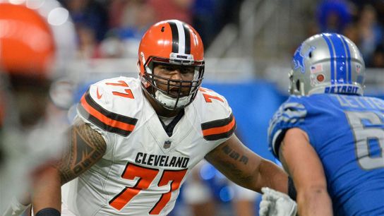 Former Steeler Zach Banner with the Cleveland Browns Former Steelers Zach Banner with the Cleveland Browns