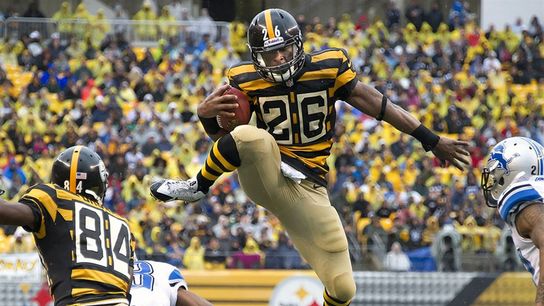 Le'Veon Bell Reveals Shocking Truth About Steelers' Omar Khan And Kevin Colbert. Photo by Peter Diana / Post-Gazette