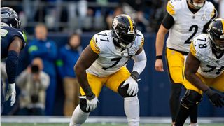 Former Steelers LB Arthur Moats Thinks Drafting LT In 1st Round Would Absolutely Hinder Broderick Jones (Steelers News). Photo by Karl Roser / Pittsburgh Steelers