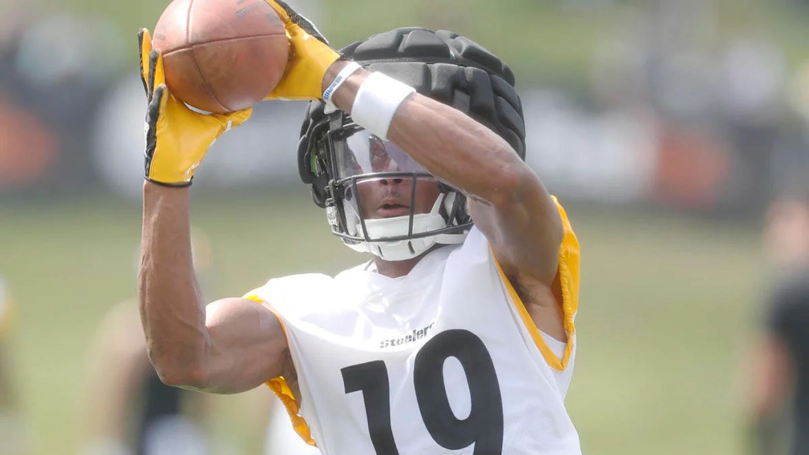 How fast is Calvin Austin? Steelers WR shows off speedy 40 time