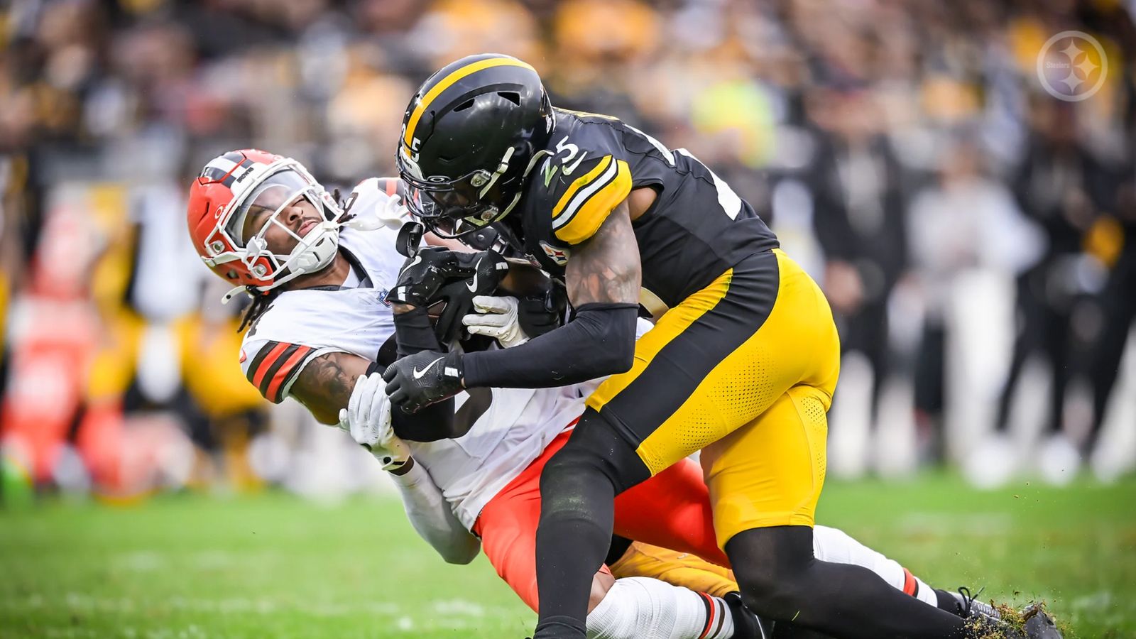 Steelers' DeShon Elliott Calls Out 2024 Collapse After Big Win Over Browns (Steelers News). Photo by Karl Roser / Pittsburgh Steelers