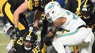 Several Steelers Players Quickly Admit Something Has Changed With Mike Tomlin (Steelers News). Photo by Justin Guido / Post-Gazette