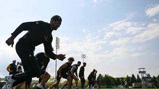 Steelers Tight End Suffers Brutal Season Ending Injury During OTAs (Steelers News). Photo by Alysa Rubin / Pittsburgh Steelers