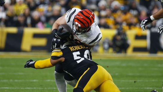 Steelers' starting linebacker Elandon Roberts making a good tackle in the Steelers' home finale. Steelers' starting linebacker Elandon Roberts making a good tackle in the Steelers' home finale.