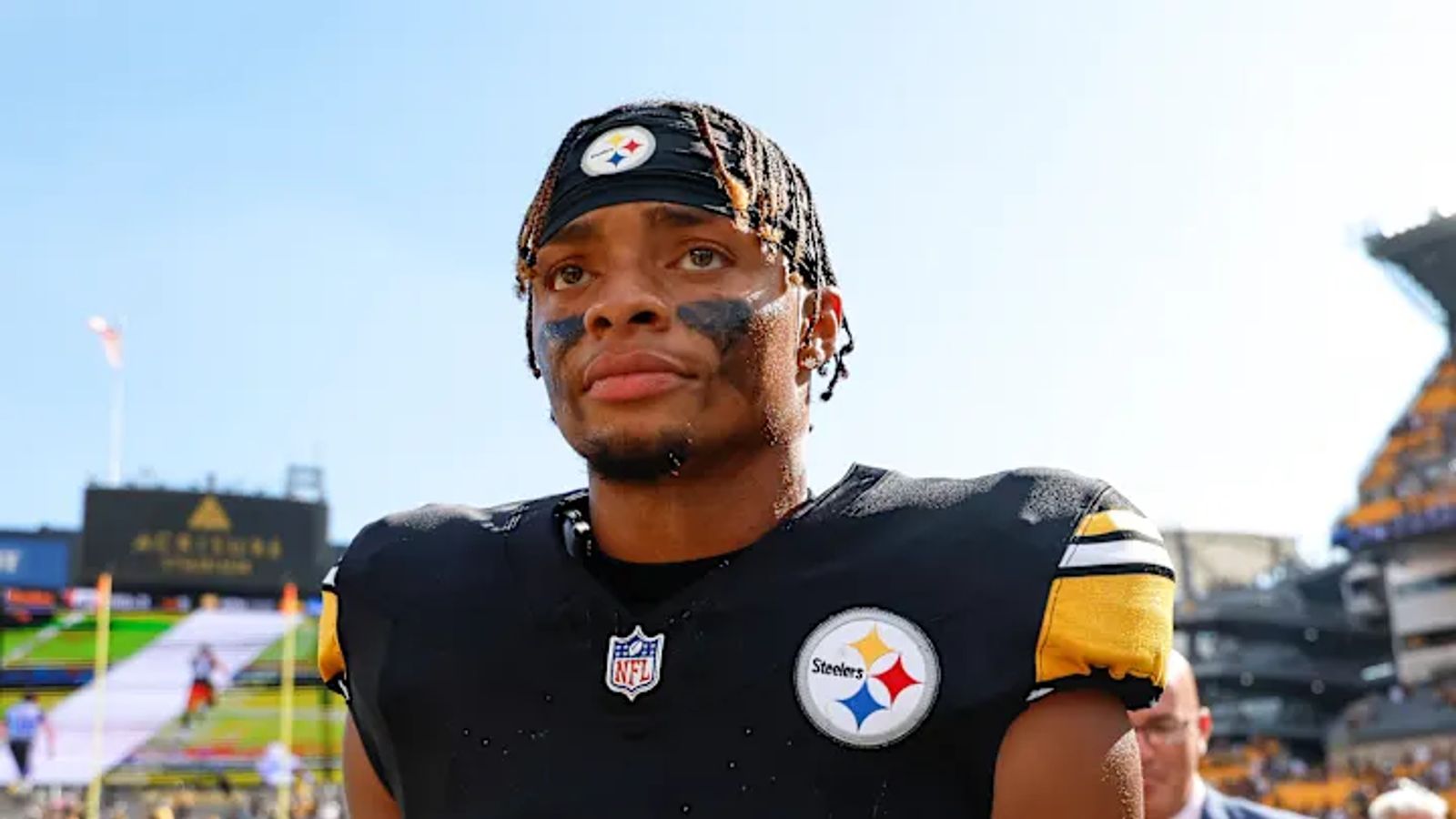 Steelers' Justin Fields Has Surprised Coaches Around The NFL: "He Can't  Possibly Keep Playing This Clean Of Football"