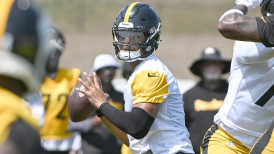 Steelers’ Mike Tomlin Surprised By Justin Fields’ Jaw-Dropping Performance At Camp (Steelers News)