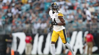 Steelers WR George Pickens Gets Surprising Praise From Raiders Superstar Davante Adams For Viral Catch In 2022 (Steelers News). Photo by Courtney Culbreath / Getty Images
