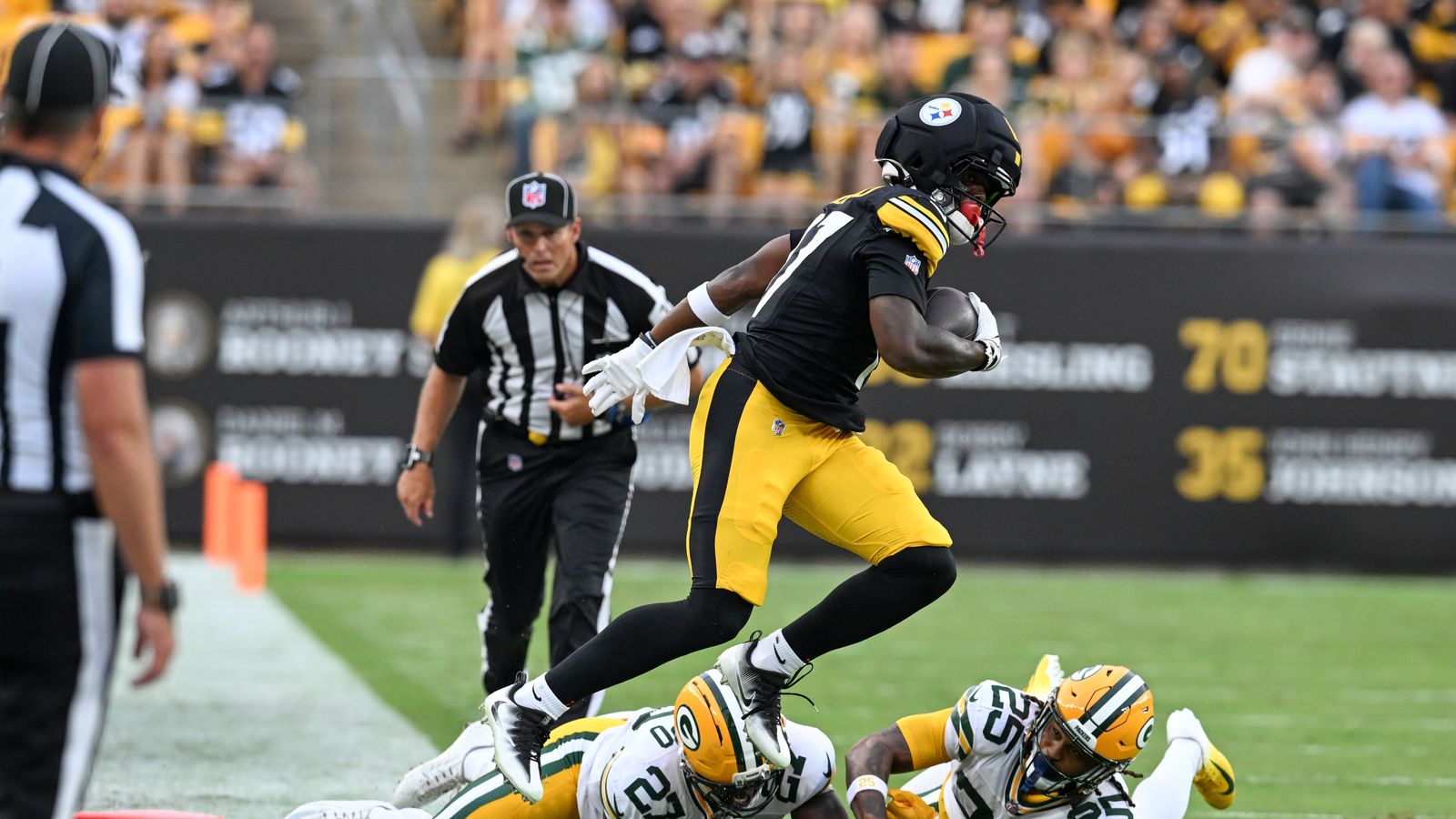 "Really Bright Future": Steelers Rookie Doing All The Right Things (Steelers News). Photo by Barry Reeger / Imagn Images