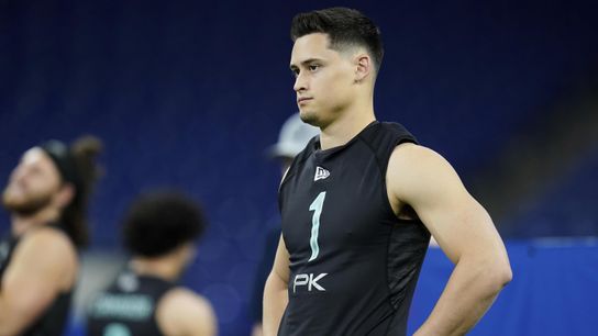 Steelers Could Now Make Big Move To Fix Disastrous Punting Situation With "Punt God" (Steelers News)