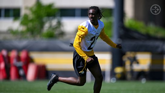 Steelers' Hollis Mathis