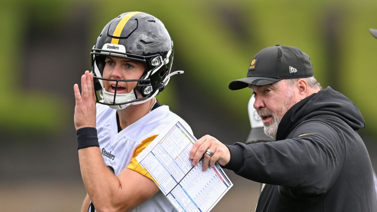 Steelers' Mike McCarthy Puts Will Howard And Drew Allar On Notice Before Critical Audition (Steelers News). Photo by Barry Reeger / Imagn Images