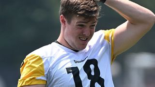 Steelers QB Will Howard Earns Surprising Approval From Hall Of Fame Quarterback Kurt Warner (Steelers News). Photo by Justin Berl / Getty Images