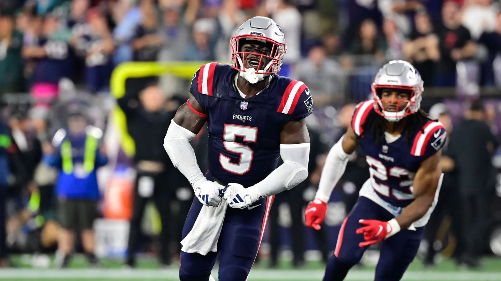 Steelers' Jabrill Peppers Drops Bold Statement About Reuniting With Running Mate Kyle Dugger (Steelers News). Photo by Eric Canha / USA TODAY Sports