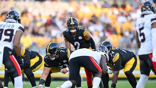 Steelers' Justin Fields Had Harsh Thoughts About The Quarterback-Center Exchange Friday Night (Steelers News)