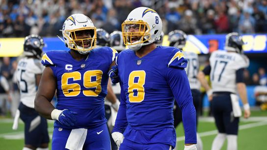 Chargers' OLB, Kyle Van Noy Steelers Kyle Van Noy