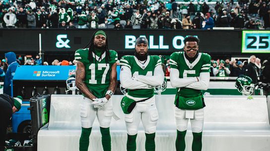 Aaron Rodgers' Former Teammate A Clear Target For The Steelers As A Problem Is Arising in New York. Photo by Sarah Snyder / New York Jets