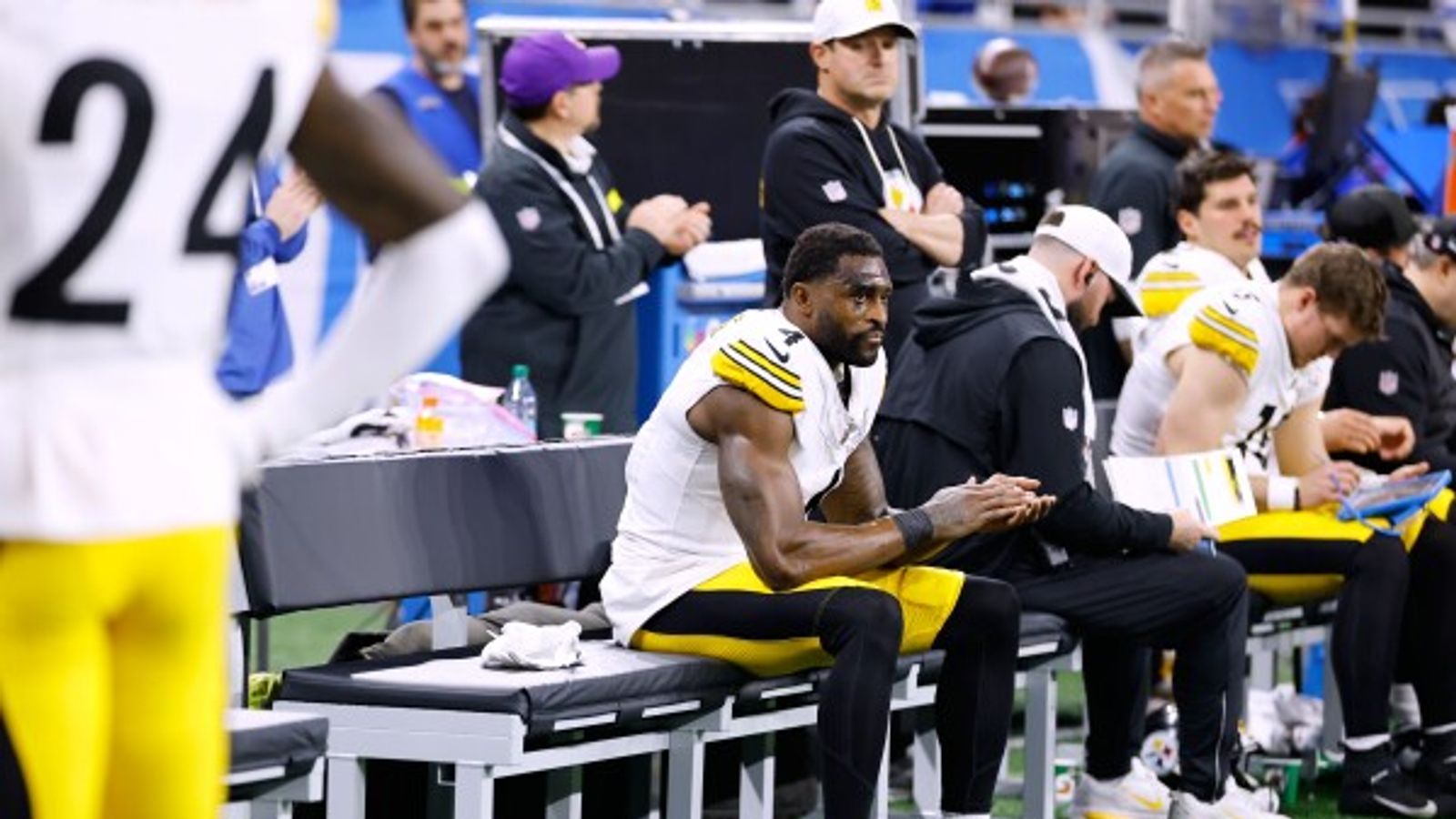 Ex-Steelers Rival Just Exposed What Really Caused DK Metcalf To Put Hands On Lions Fan (Steelers News). Photo by Ray Del Rio / AP Photo