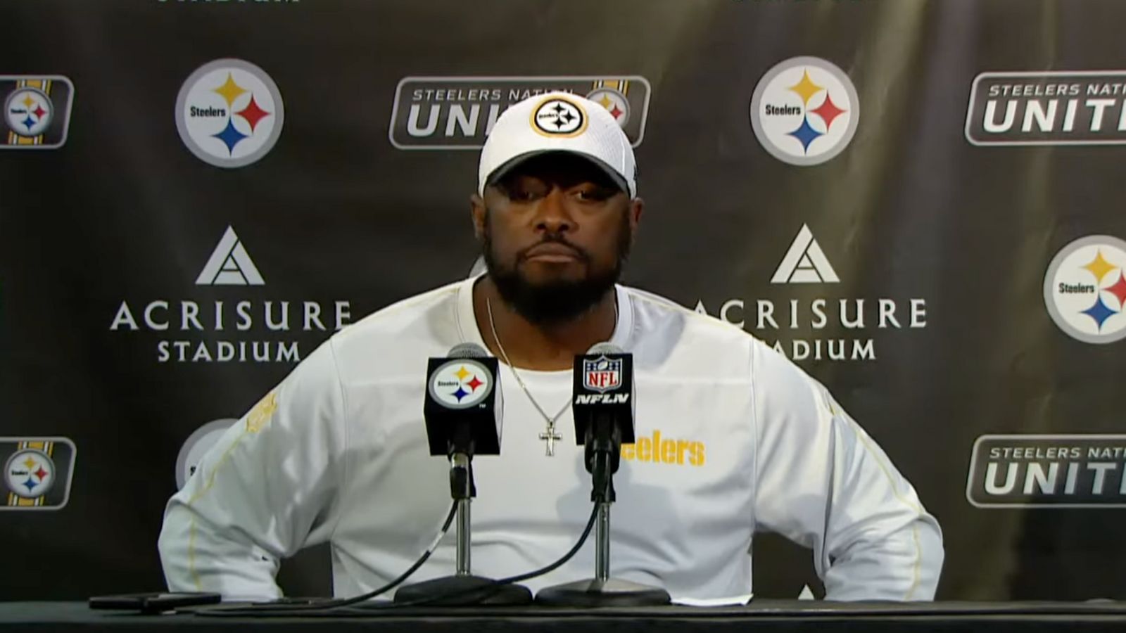 Steelers' Mike Tomlin Gives Strong Hint That The Team Is Russell Wilson