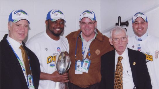 Severe Disconnect Between Mike Tomlin And The Steelers' Front Office Has Been Plaguing The Organization (Steelers News)