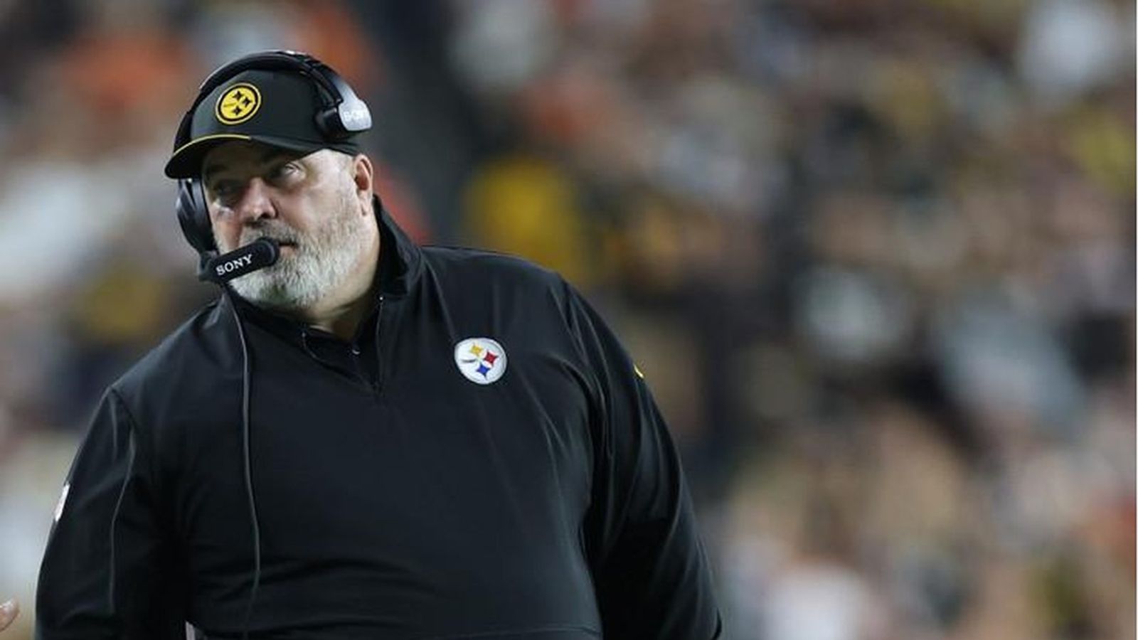Steelers' Mike McCarthy Detailed His Risky Paris Bet With Cleveland Waiting (Steelers News). Photo by Scott Galvin / Imagn Images