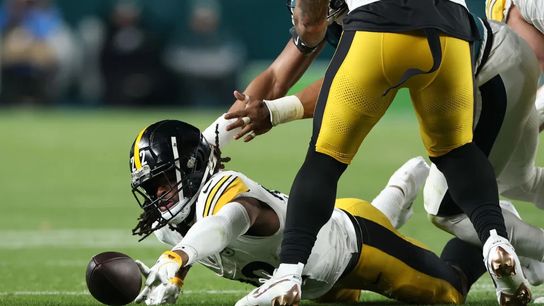 Steelers' Najee Harris Explains His Crushing Turnover Against The Philadelphia Eagles  (Steelers News)