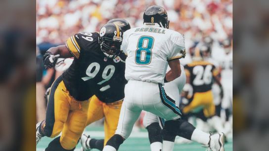 Steelers Levon Kirkland (99) sacks Mark Brunell (8) of the Jacksonville Jaguars