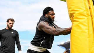 "It P**sed Me Off": Steelers' Patrick Queen Takes Fans Behind The Scenes Of Embarrassing Defensive Moment (Steelers News). Photo by Alysa Rubin / Pittsburgh Steelers