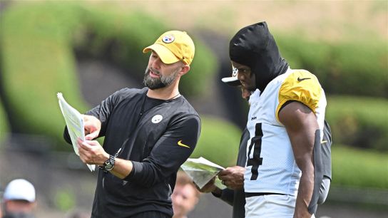Steelers' George Pickens and Zach Azzanni Steelers' George Pickens and Zach Azzanni
