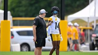 Arthur Smith Just Exposed Why The Steelers Couldn't Keep George Pickens: "Weird Emojis And Passive-Aggressive Things" (Steelers News). Photo by Karl Roser / Pittsburgh Steelers