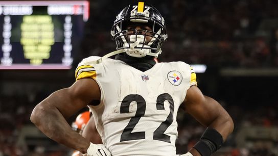 Steelers’ Najee Harris Absolutely Not Interested In Quarterback Questions "Next Question" (Steelers News)