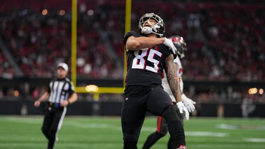 Former Falcons TE MyCole Pruitt celebrates a touchdown. Steelers' MyCole Pruitt