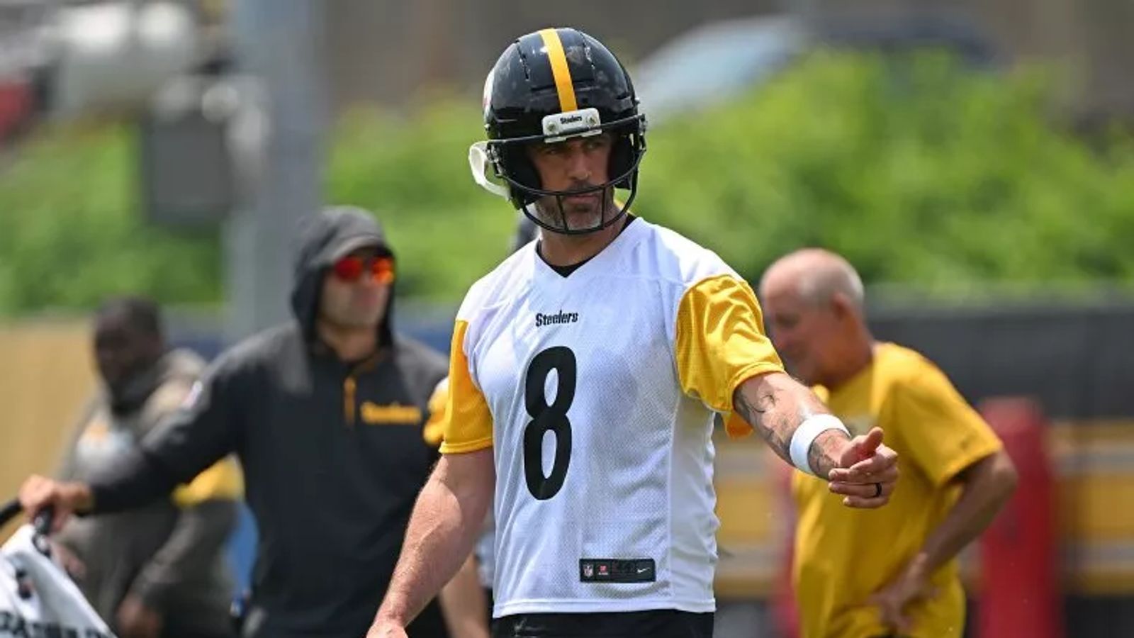 Steelers' Aaron Rodgers Receives Major Backlash From A Former NFL Head Coach (Steelers News). Photo by Justin Berl / Getty Images