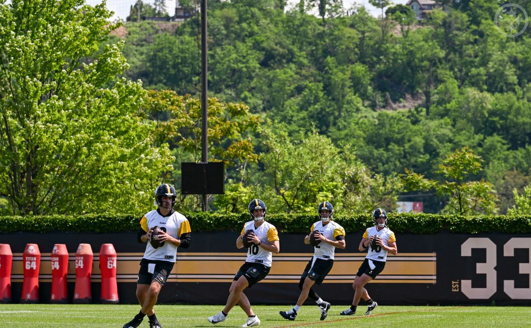 Steelers' Aaron Rodgers, Will Howard, Mason Rudolph, Drew Allar Steelers' Aaron Rodgers, Will Howard, Mason Rudolph, Drew Allar