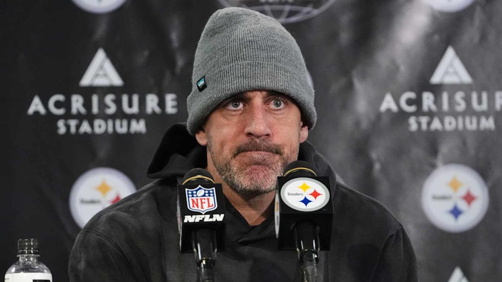 "The People Who Matter" Reveal Actual Truth About Aaron Rodgers And The Steelers' Money Concerns (Steelers News). Photo by Gene J. Puskar / AP Photo