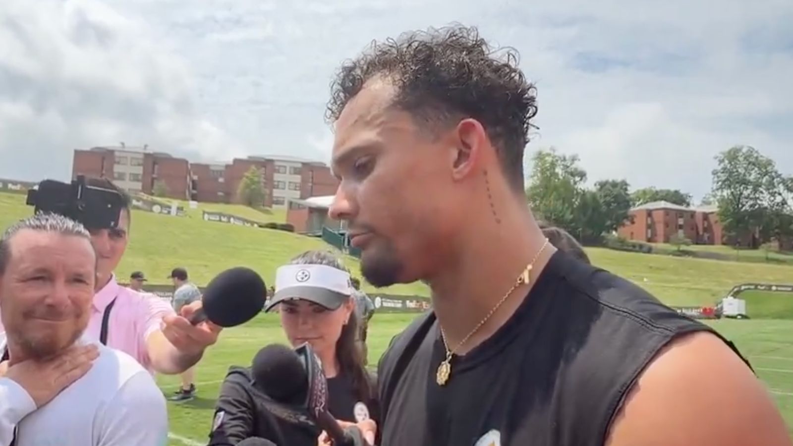 Steelers' Roman Wilson Reveals The Personal Struggle That Was Holding Him Back (Steelers News). Photo by 93.7 The Fan / X