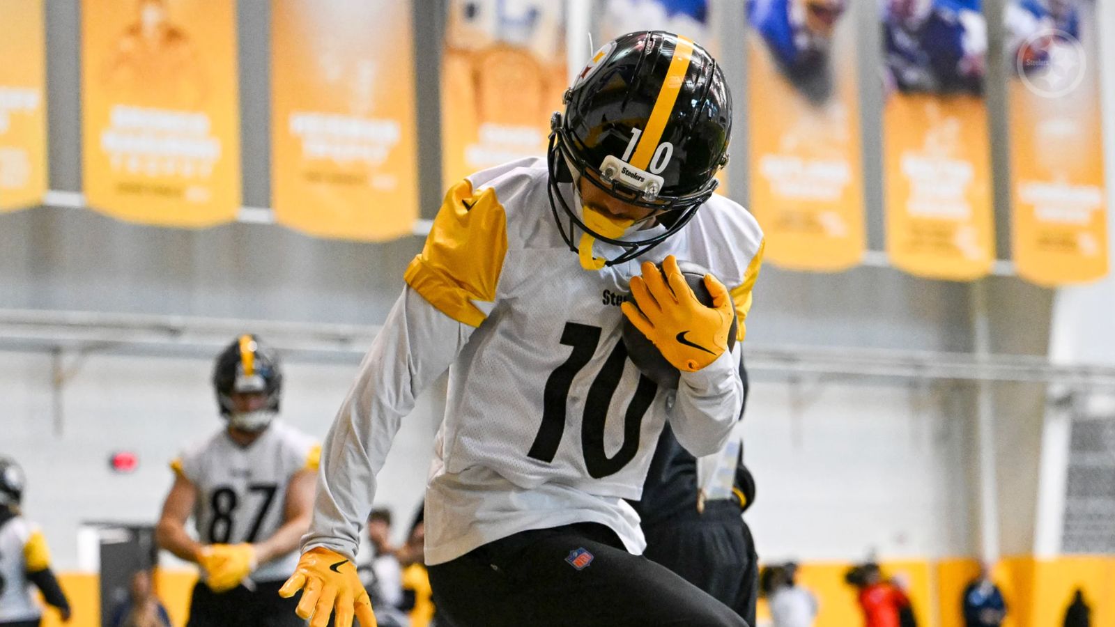 Steelers Fans Finally Hear From Roman Wilson Amidst Tough Roster News: "We'll Just Laugh At A Moment Like This" (Steelers News). Photo by Alysa Rubin / Pittsburgh Steelers