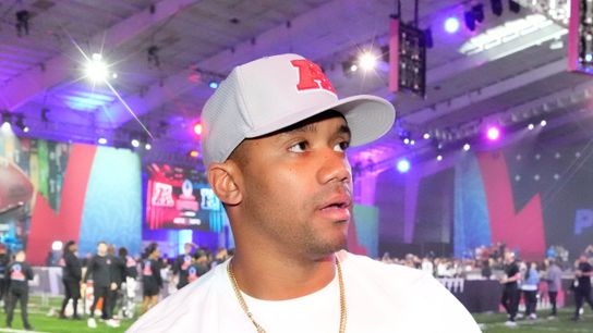NFL Insider: Russell Wilson Allegedly Planted False Information About Steelers Coaching Staff As Part Of A "Desperate Ploy" (Steelers News)