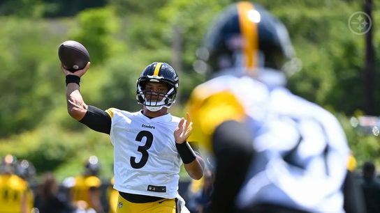 Steelers Likely Won't Extend Justin Fields Before 2024 Season: "They Want To See How It Plays Out" (Steelers News)