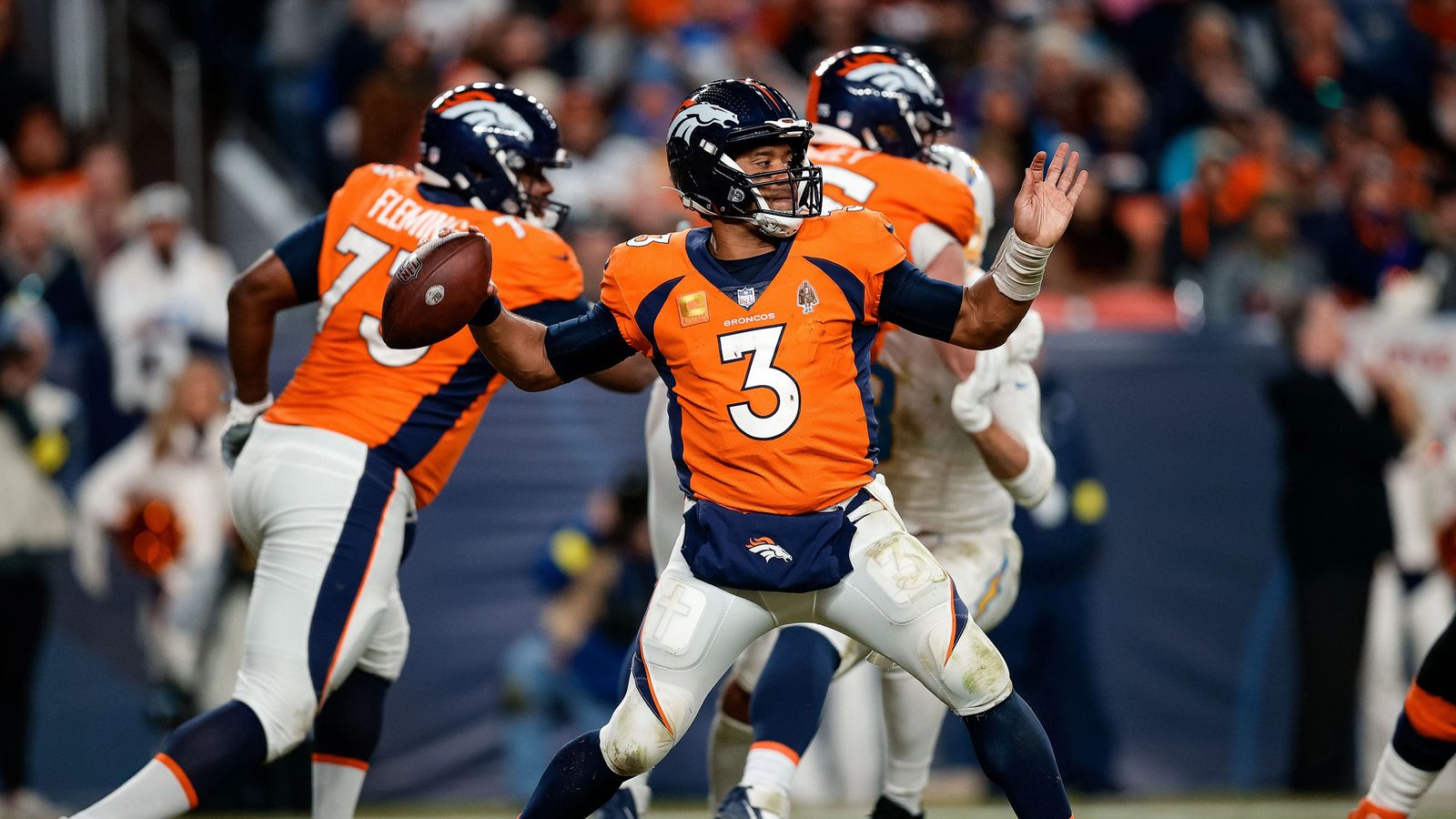 Steelers Are A Poor Fit For Russell Wilson According To Lavar Arlington Steelers Are A Poor Fit For Russell Wilson According To Lavar Arlington