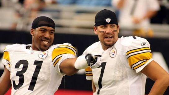 Pittsburgh Steelers Mike Logan Ben Roethlisberger Pittsburgh Steelers Mike Logan Ben Roethlisberger