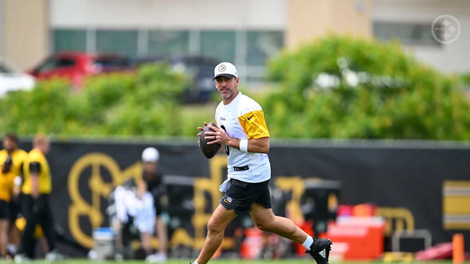 Steelers' DK Metcalf Reveals Why A Successful 2025 Season Is Ahead Between Him And Aaron Rodgers (Steelers News). Photo by Karl Roser / Pittsburgh Steelers