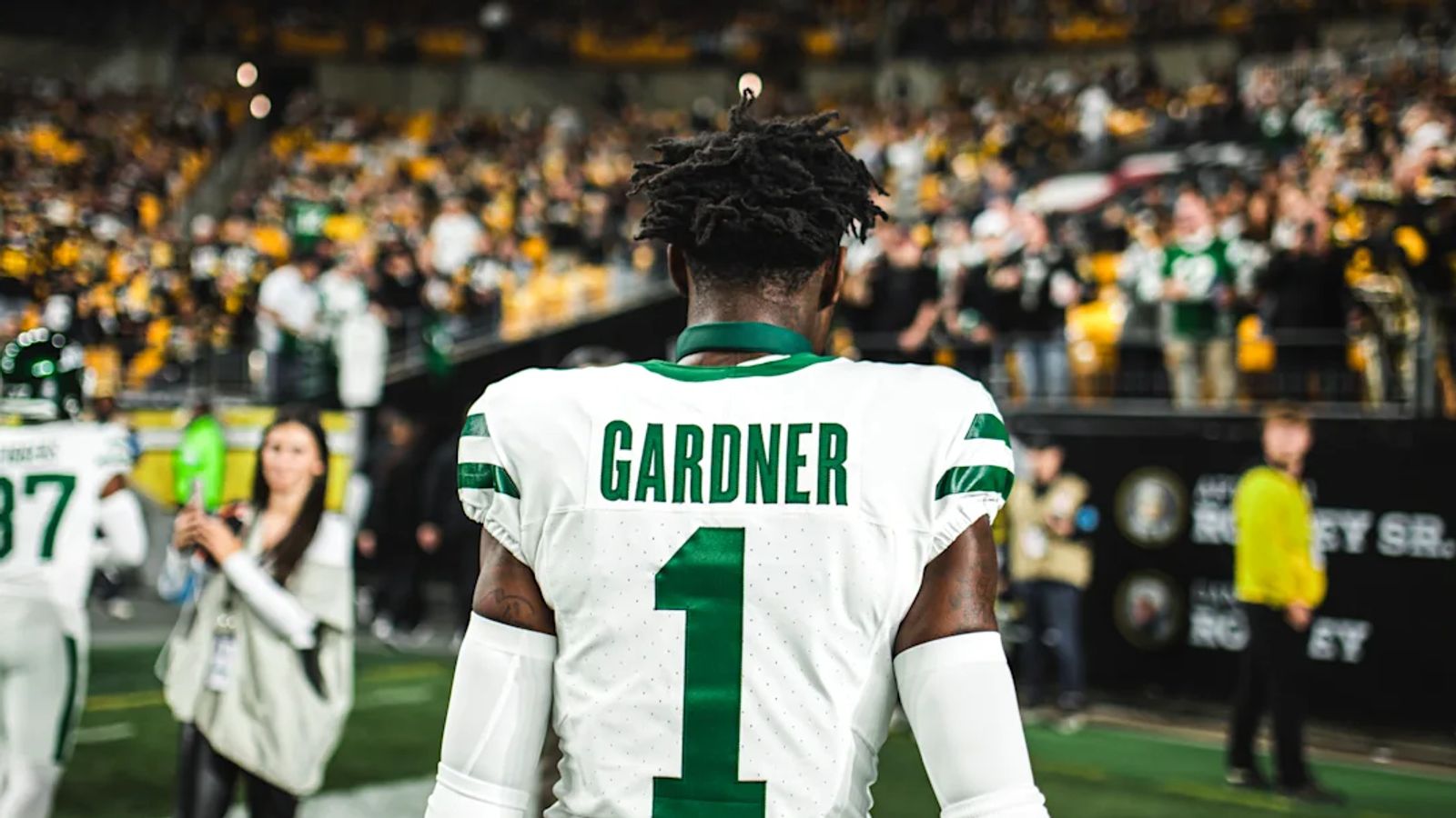 Steelers' Week 1 Opponent Sauce Gardner Shares Nervous Thoughts About Plans With Pittsburgh's Terrible Towel (Steelers News). Photo by New York Jets / Associated Press