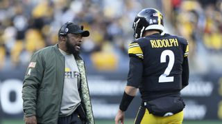 Steelers' Mason Rudolph's Mike McCarthy Comments Ignite Firestorm Of Shade Toward Mike Tomlin (Steelers News). Photo by Charles LeClaire / Imagn Images