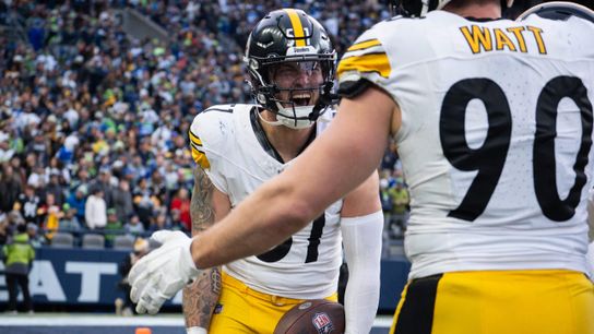 Steelers' Nick Herbig TJ Watt Steelers' Nick Herbig TJ Watt