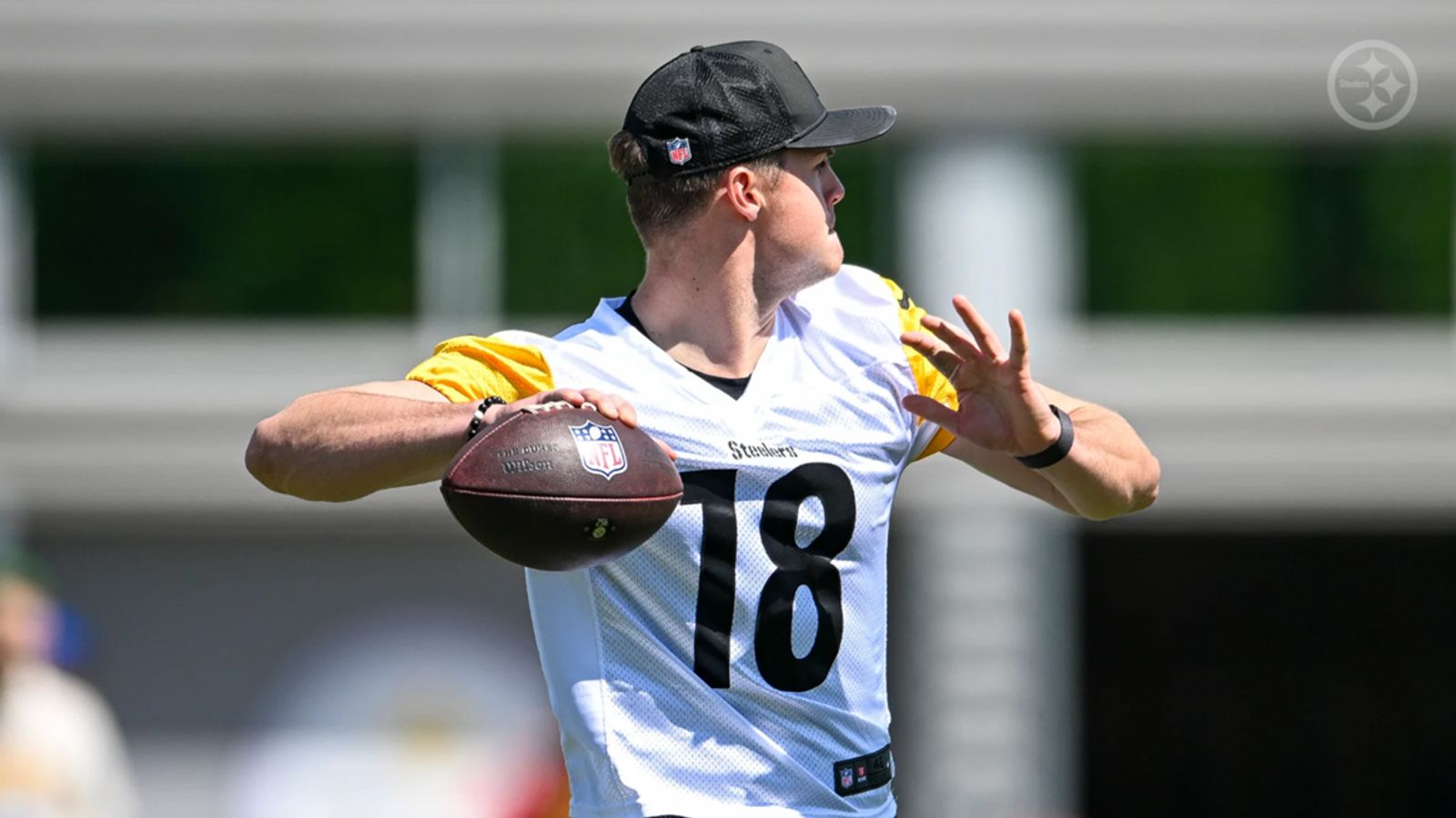 Steelers' Will Howard Quickly Showing Rare Veteran Traits: "Really Impressed" (Steelers News). Photo by Alysa Rubin / Pittsburgh Steelers