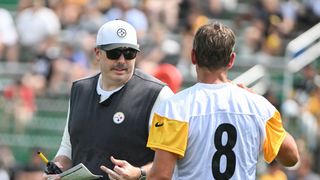 Steelers' Arthur Smith Customizing Playbook For Aaron Rodgers' Strengths  (Steelers News). Photo by Barry Reeger / Imagn Images