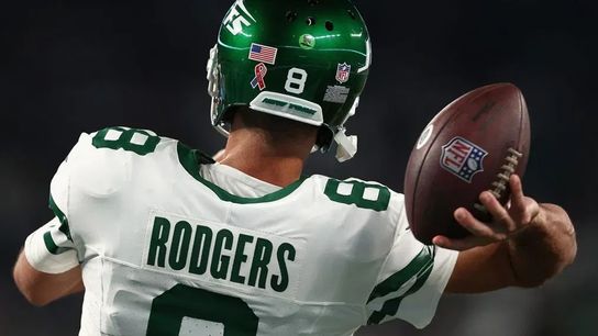 Aaron Rodgers Has Secretly Been Working With Steelers Behind The Scenes Throughout 2025 Offseason. Photo by Elsa / Getty Images