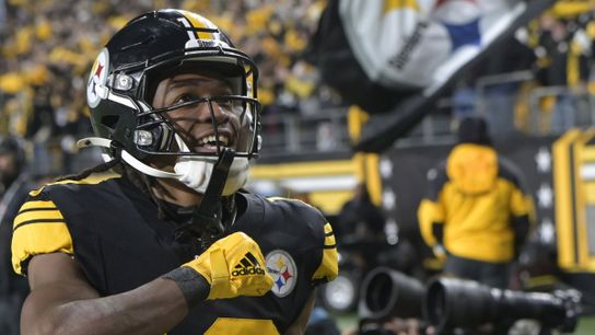 Named WR2 Steelers' Calvin Austin III Realizes Big Expectations Follow: "More Work Has To Be Put In". Photo by Archie Carpenter / UPI