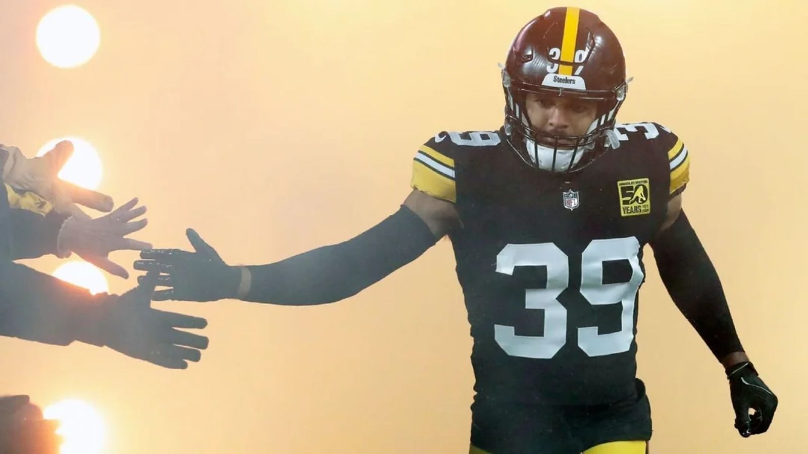 Steelers New Cornerback Darius Slay Immediately Sees The Leadership Minkah Fitzpatrick Offers: "It's Been Great" (Steelers News). Photo by Reddit